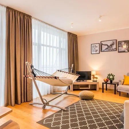 Апартаменты 2-level Penthouse With Terrace And Free Parking