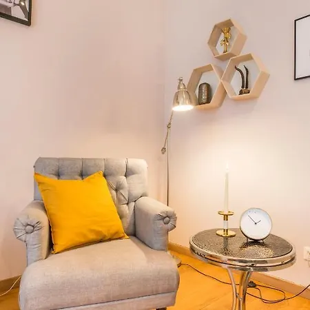 2-level Penthouse With Terrace And Free Parking