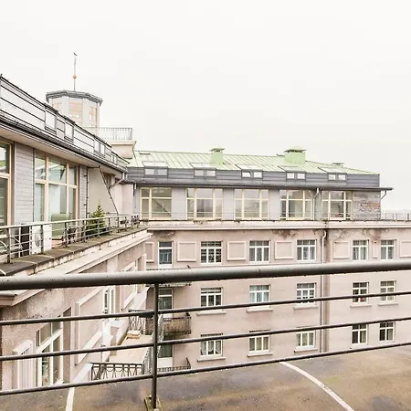 2-level Penthouse With Terrace And Free Parking Апартаменты Рига
