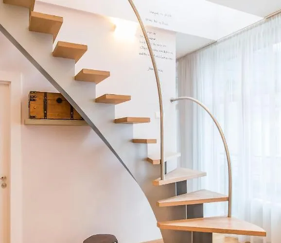 Apartment 2-level Penthouse With Terrace And Free Parking *