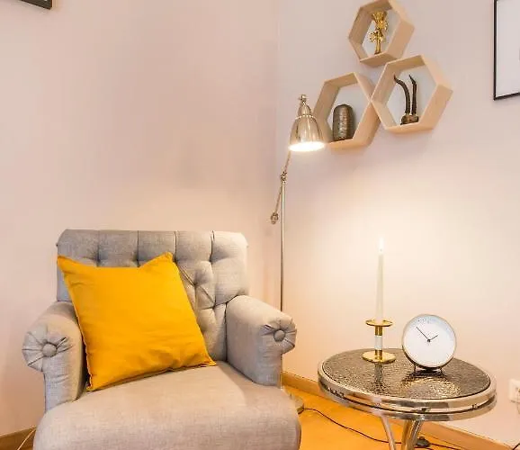 2-level Penthouse With Terrace And Free Parking