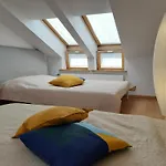 2-level Penthouse With Terrace And Free Parking شقة *