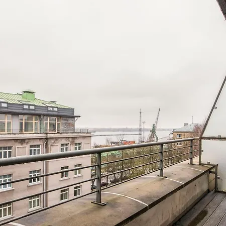 2-level Penthouse With Terrace And Free Parking